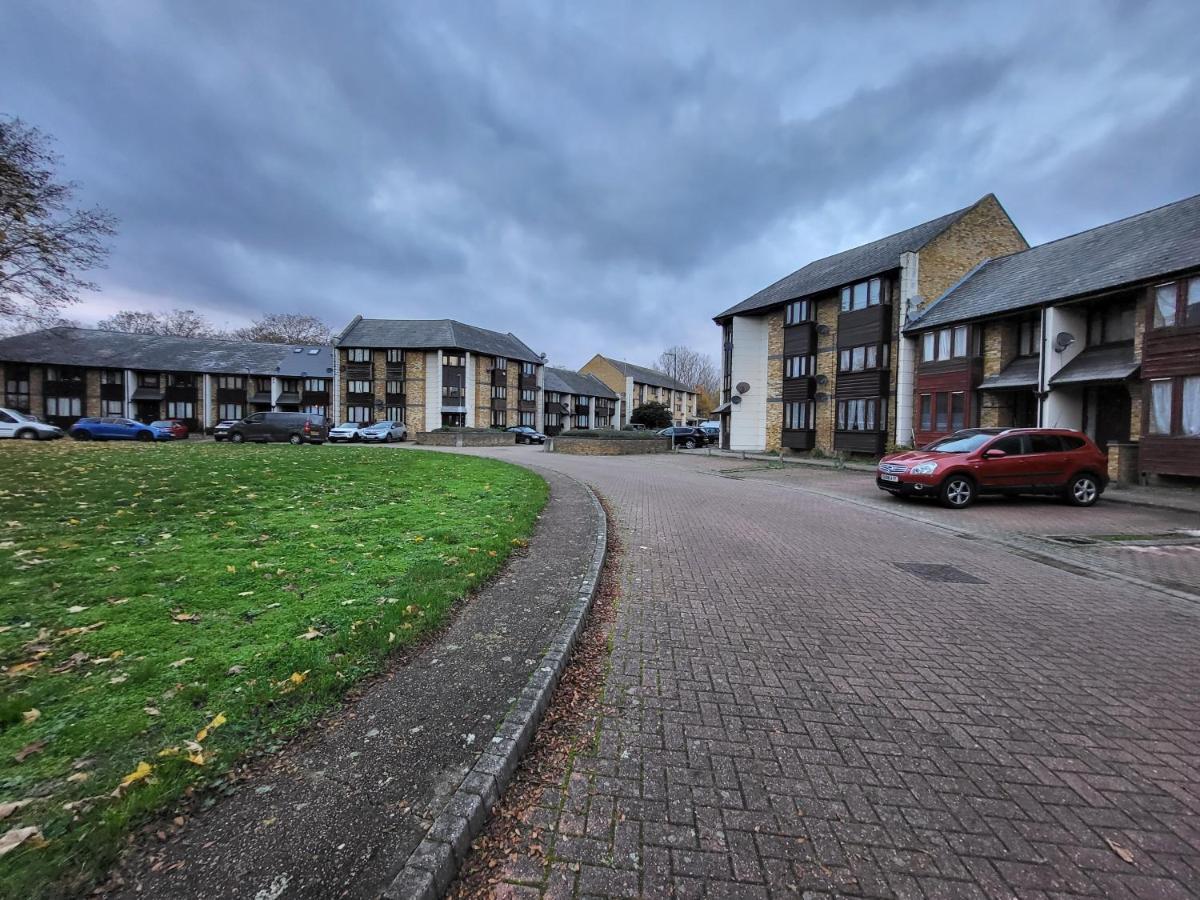 Manor Place Apartment Thamesmead Thamesmead  Exteriér fotografie